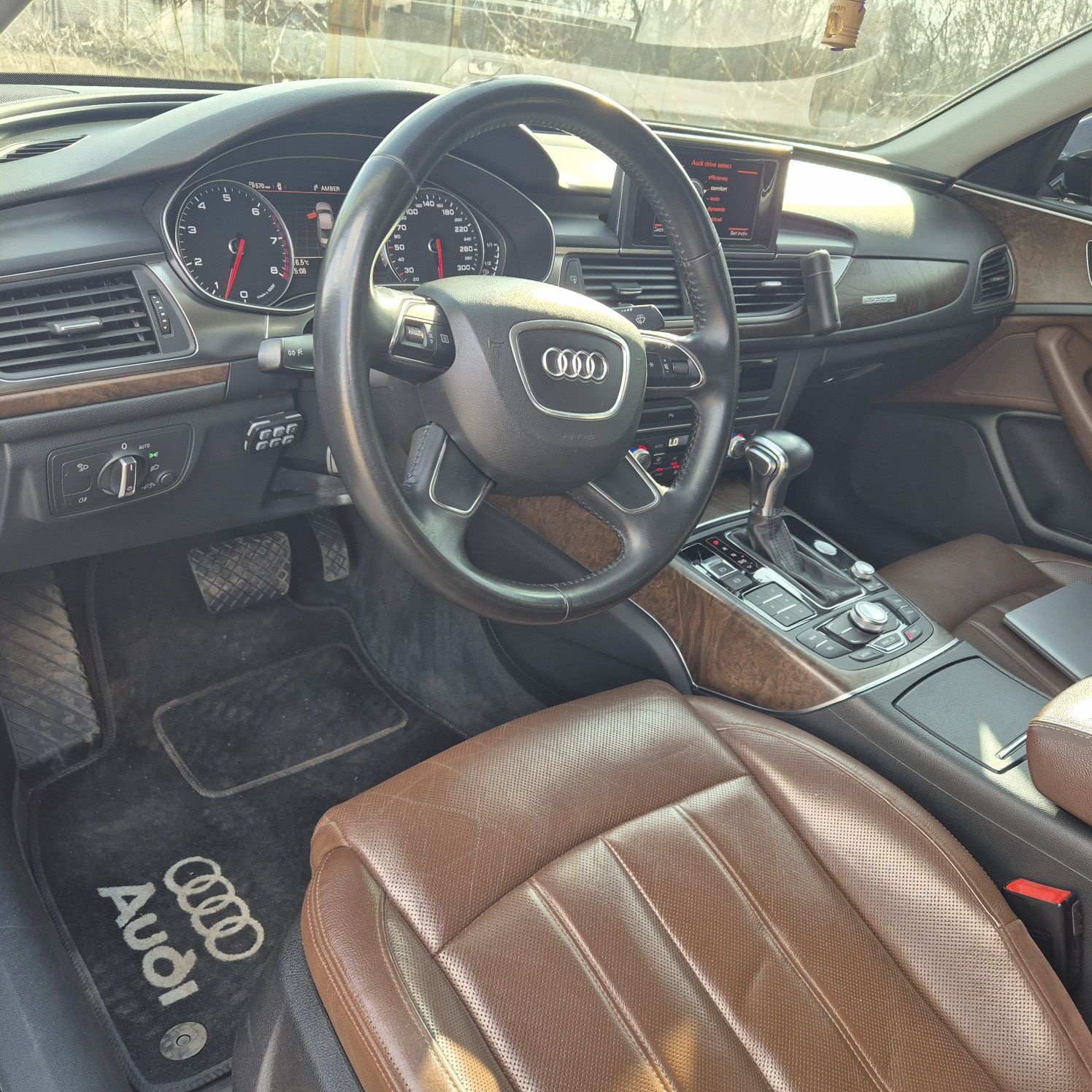 Audi A6C7 продам