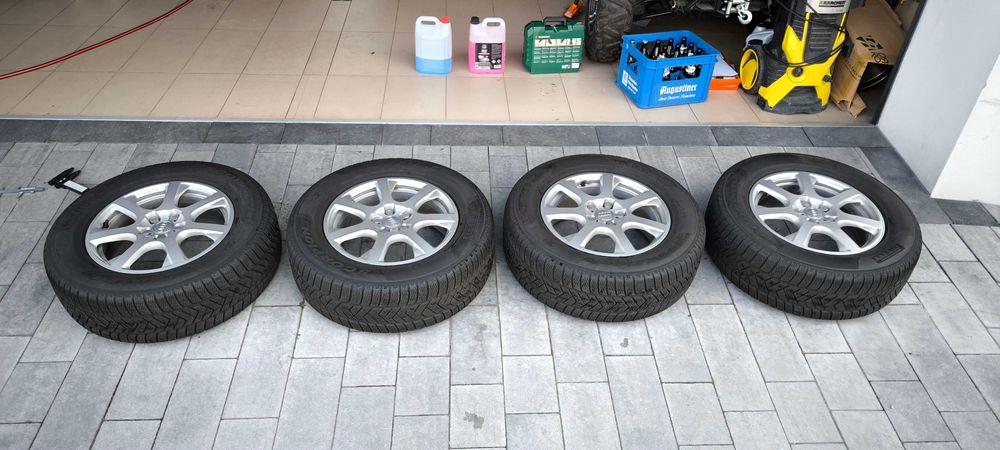Alufelgi Felgi z Oponami Zima Audi q3 q5 235/65R17 7jx17 et37 5x112