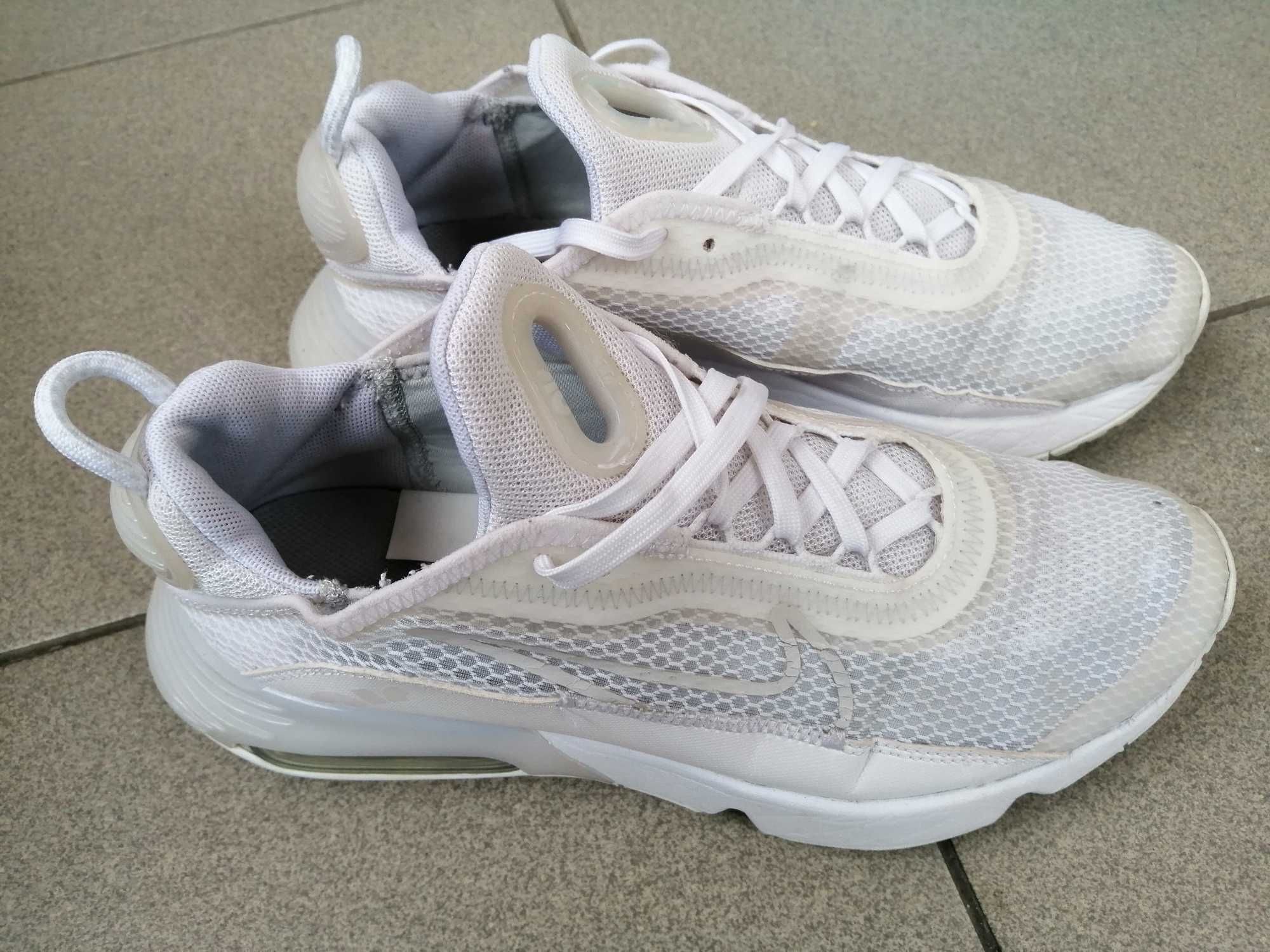 Nike Air Max 2090 buty r. 38,5