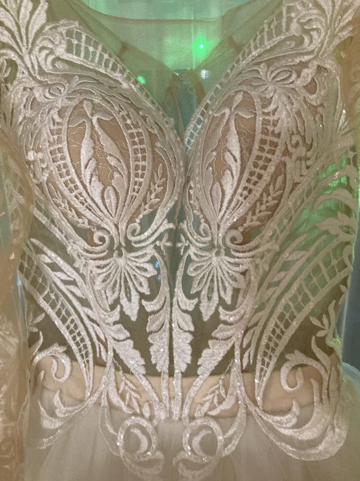 Весільна сукня з салону White Angel