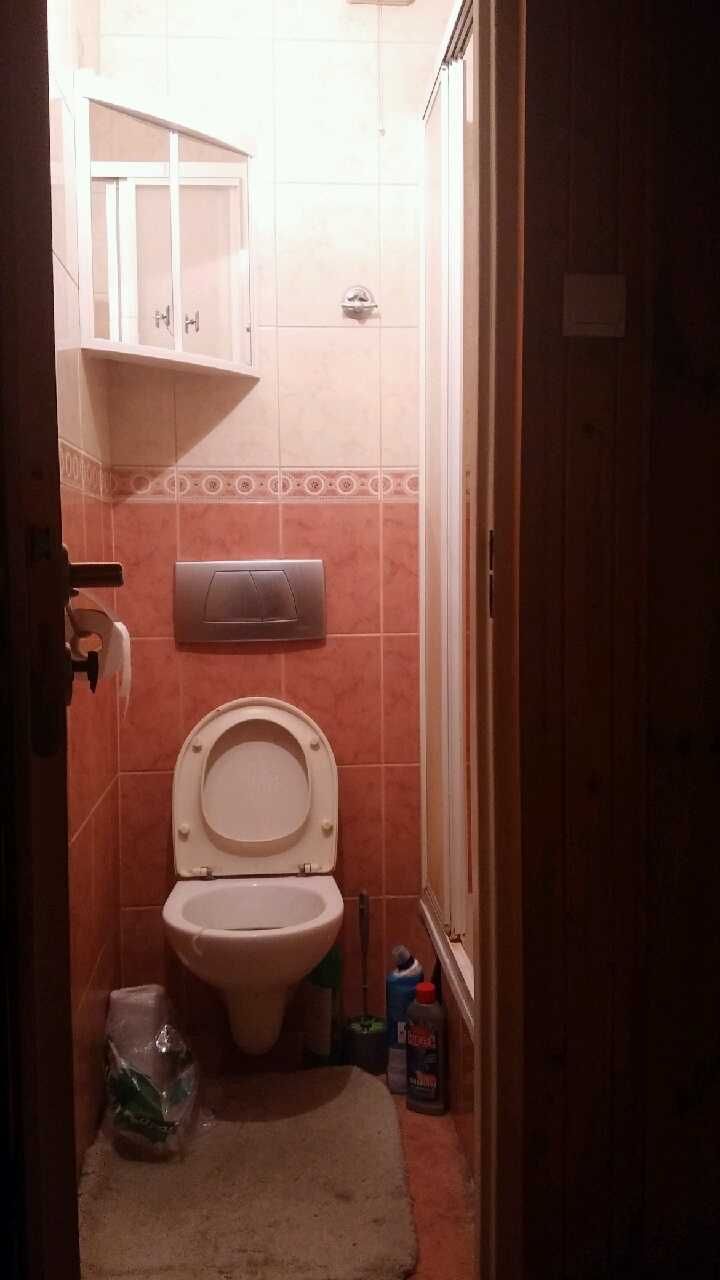 Ładny pokój z dużym regałem, cisza, spokój, Grochów, Praga Płd