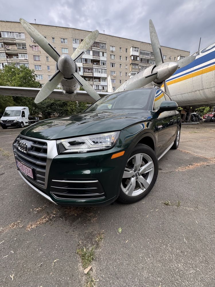 Audi Q5 2017 рік