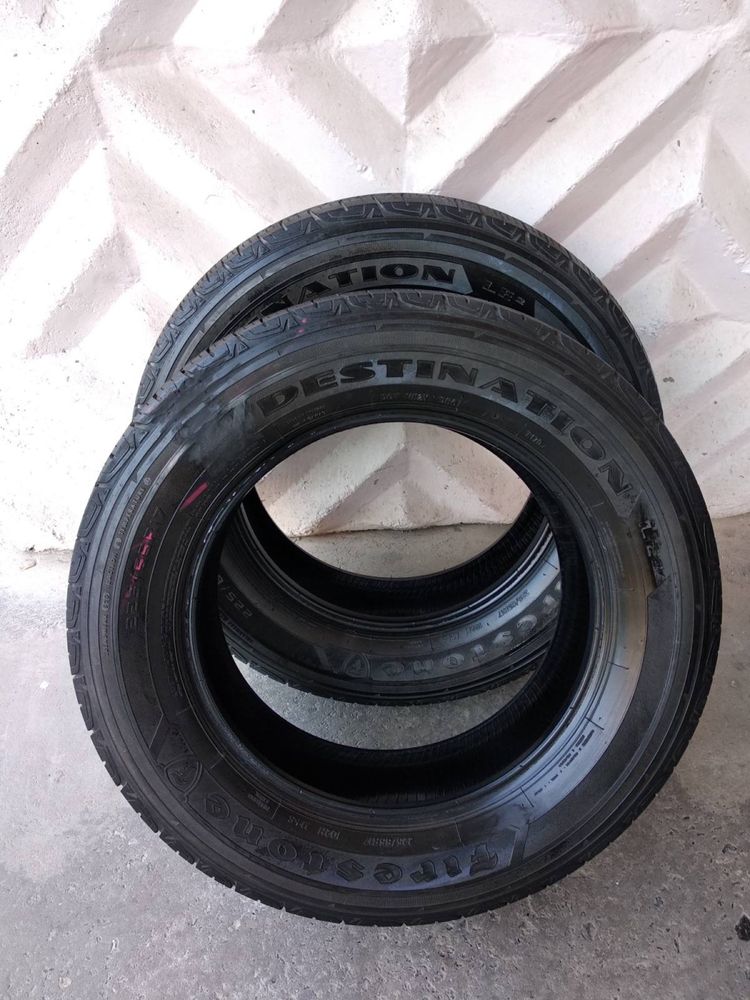 Зимова гума 225/65 R17