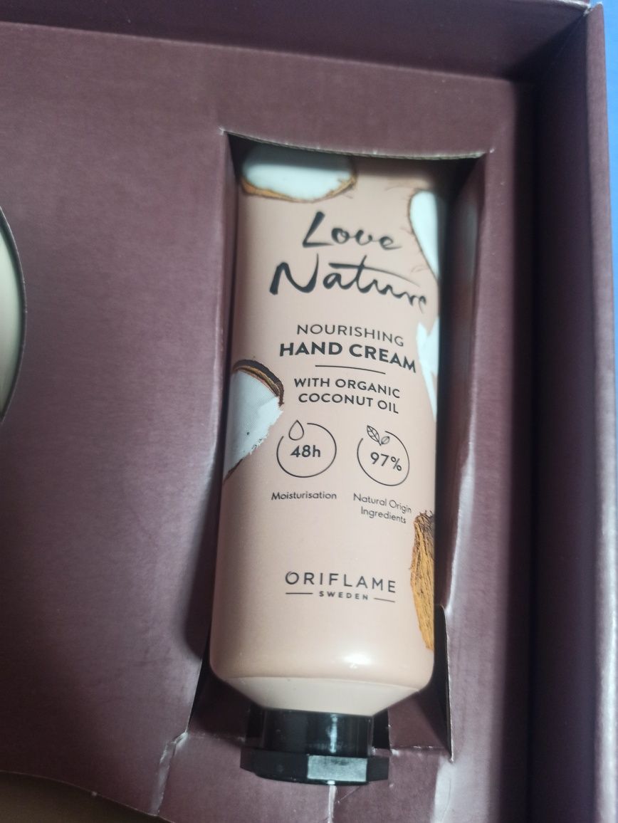 Love nature Oriflame кокосовий набір
