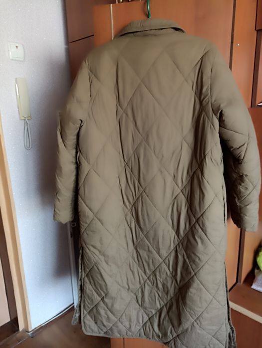 Пальто стеганное 48 цвет хаки
