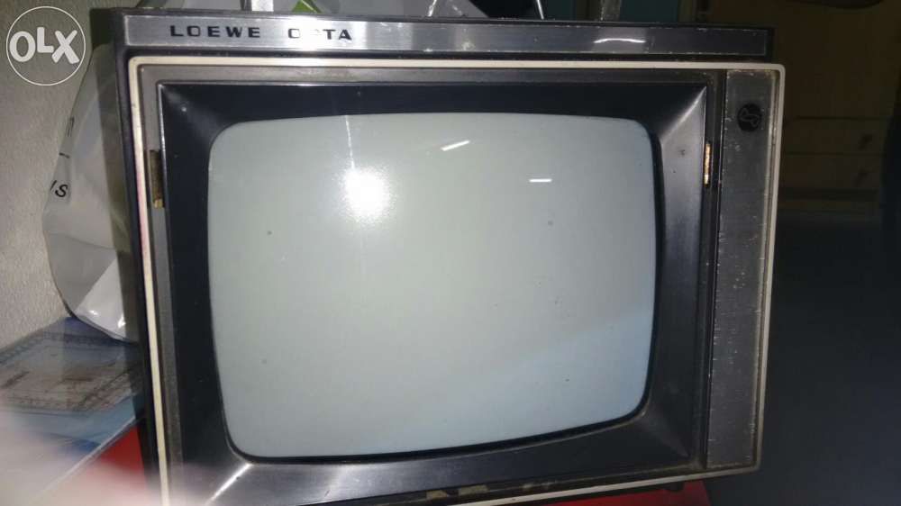 Televisão antiga- FUNCIONA novo preco