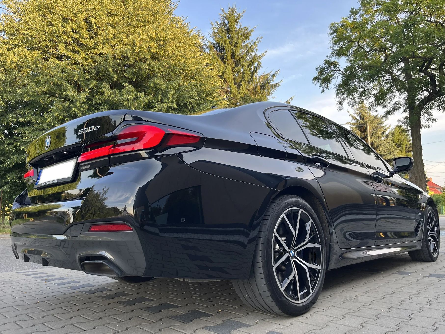 BMW Seria 5 LCI 530e xDrive 292KM M Sport Hybryda Plug-In Polski Salon