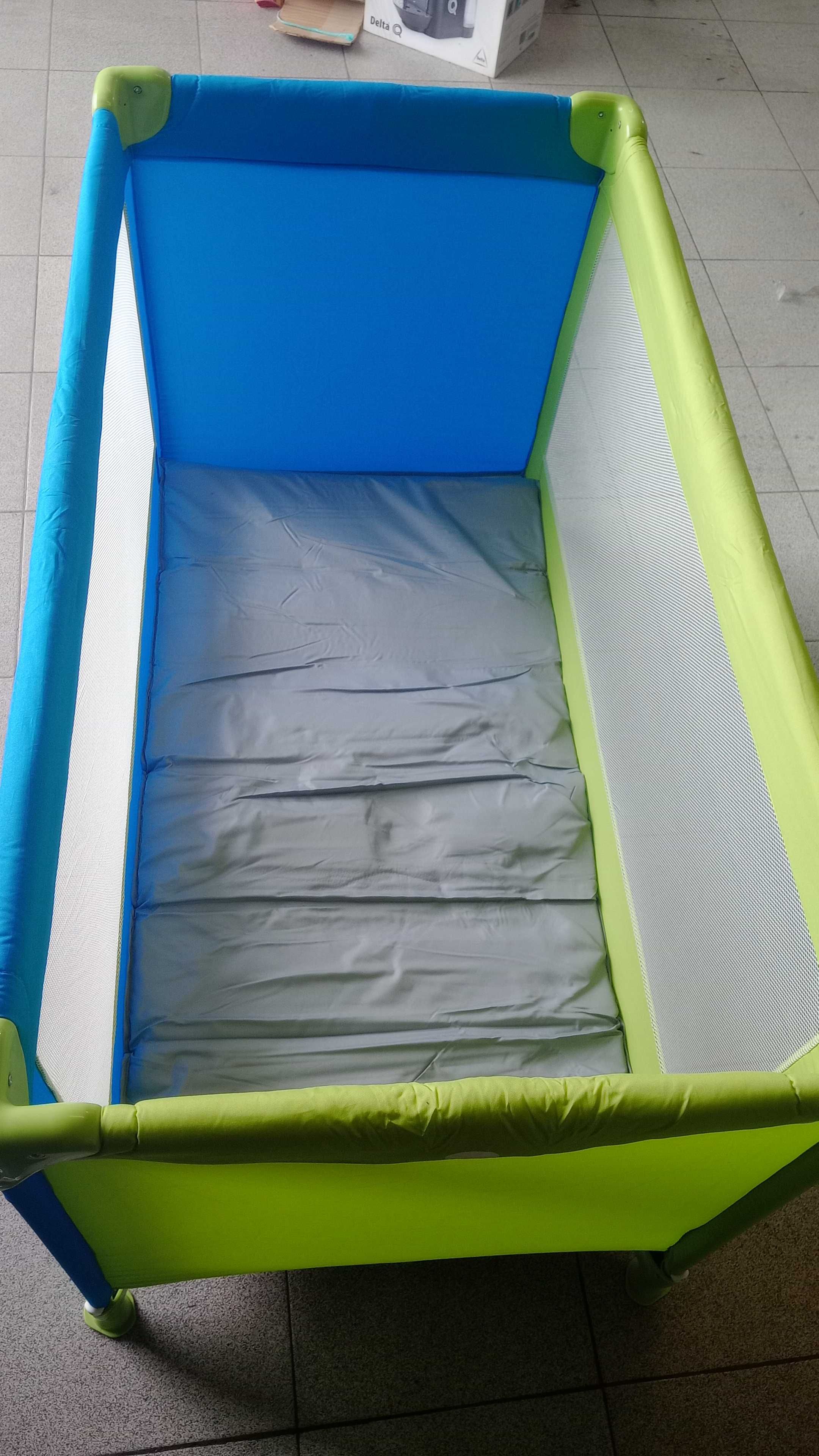 Cama de viagem para criança