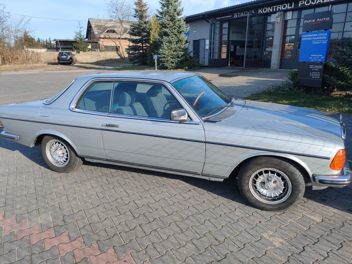 Mercedes Benz W123 Coupe 2,3 1983r.