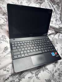 Laptop Asus x 102 b + SSD 220 Gb (powiekszony) + torba gratis