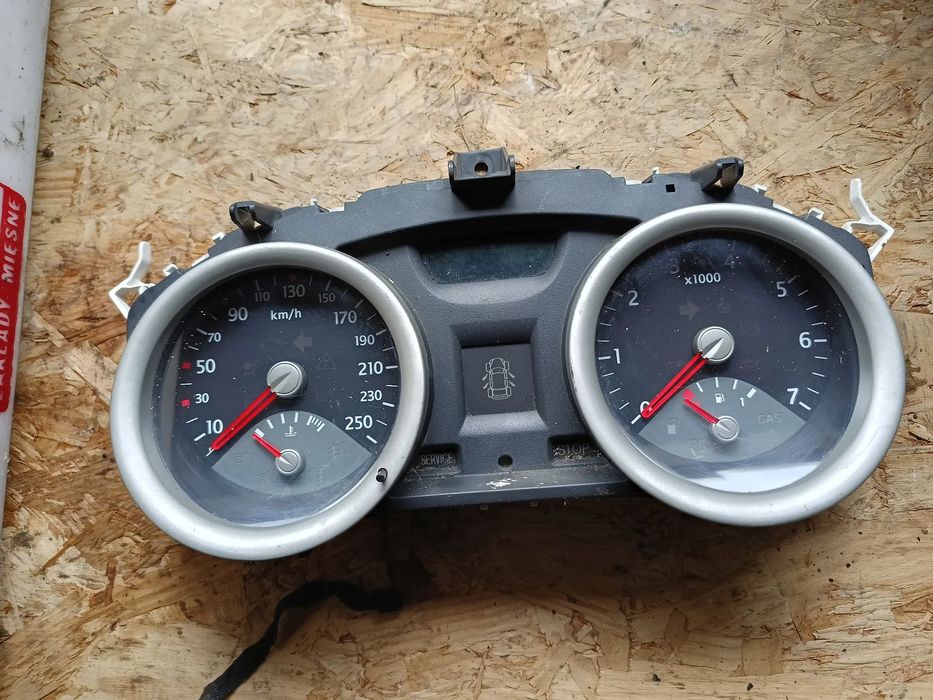 LICZNIK ZEGARY RENAULT MEGANE II 1.6 16V 8200306538