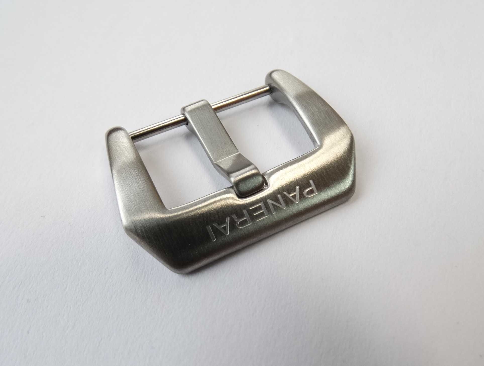 Zapięcie klamra pre-v szczotkowana 24mm do PAM Panerai do paska z logo