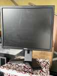 Monitor Dell 19 pivot usb hub
