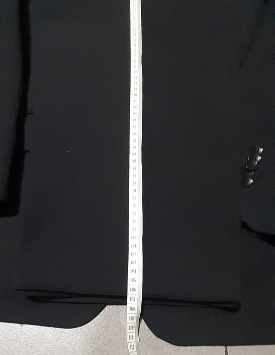 Garnitury męskie ze spodniami, PAWO