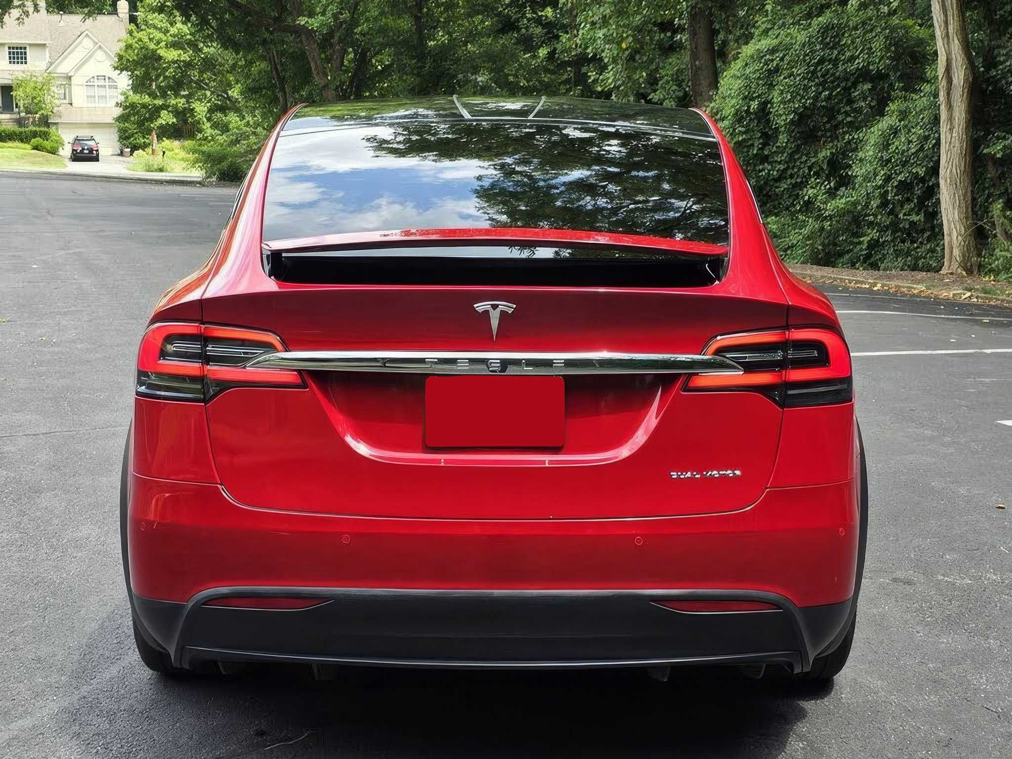 Tesla Model X 2020