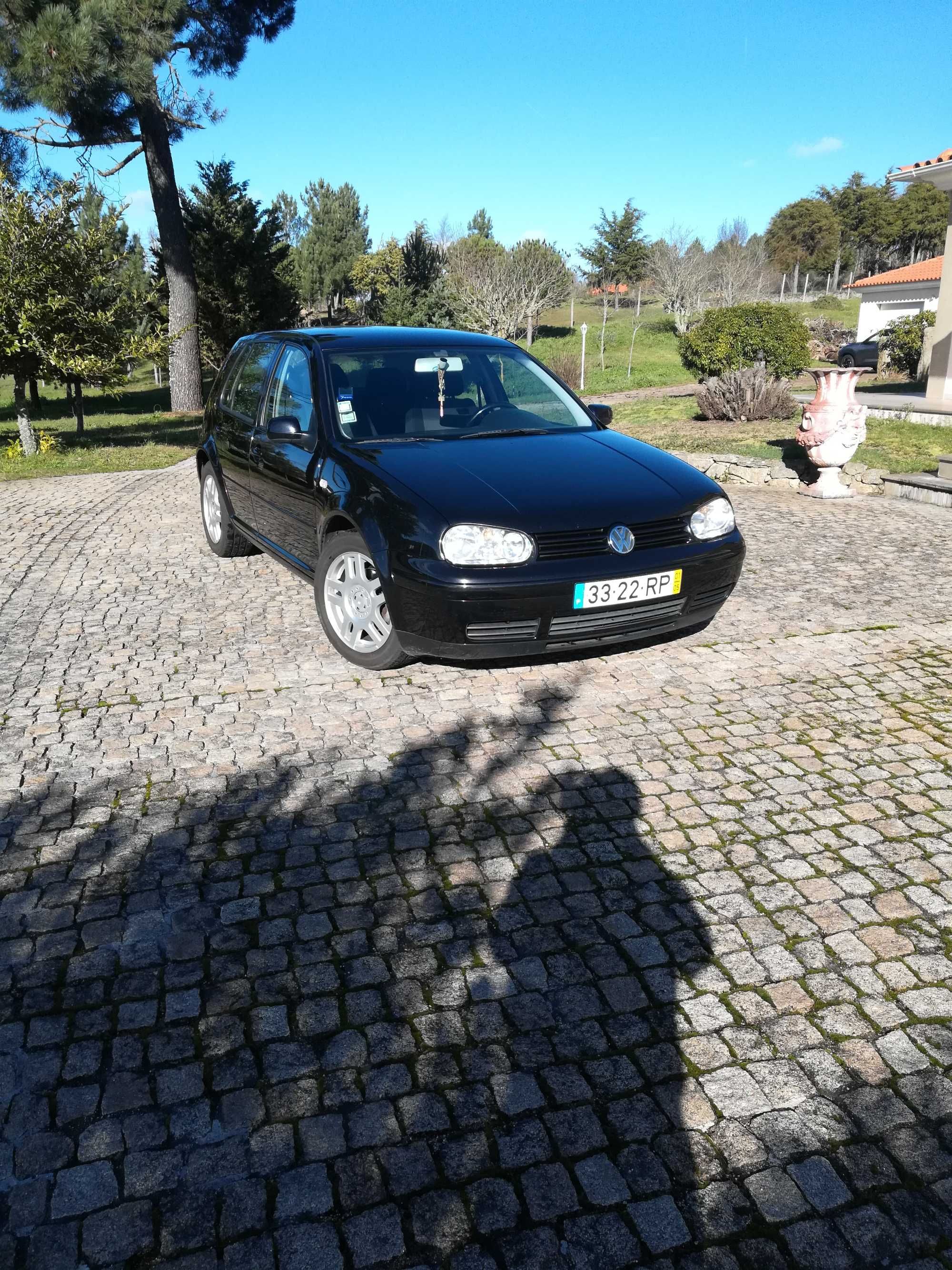 Golf 1.9 TDI 110 CV em bom estado de conservação, estimado e fiável