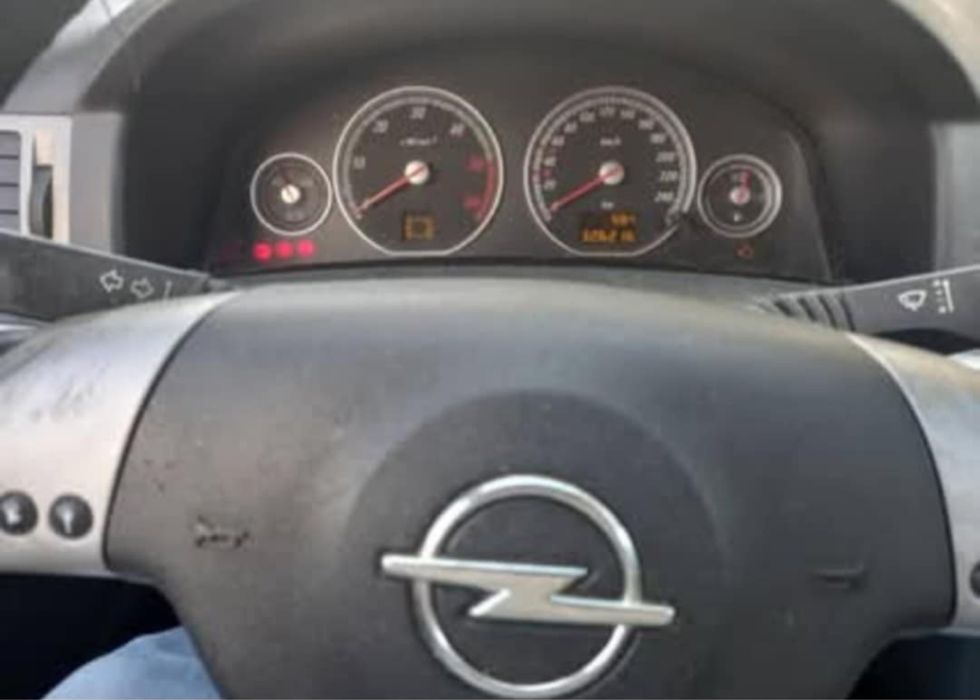 Opel vectra c gts 1.9cdti