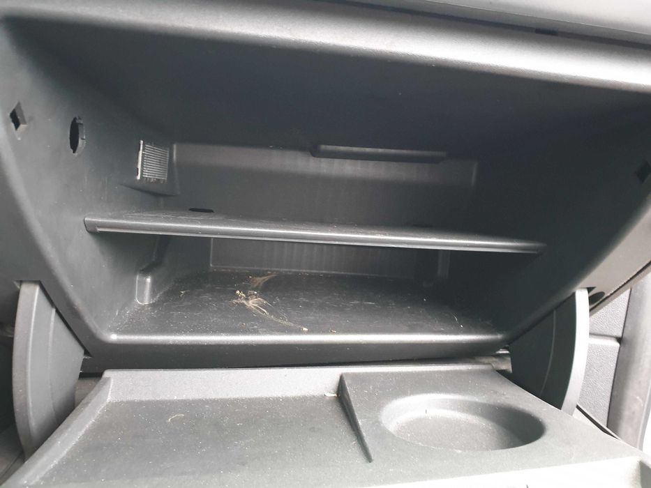 Astra III H schowek pasażera kolor szary HB 5 drzwi EU