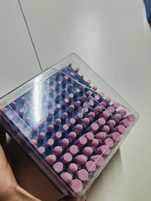 Frezy nakładki kamienie szlifierskie zestaw 100szt K977