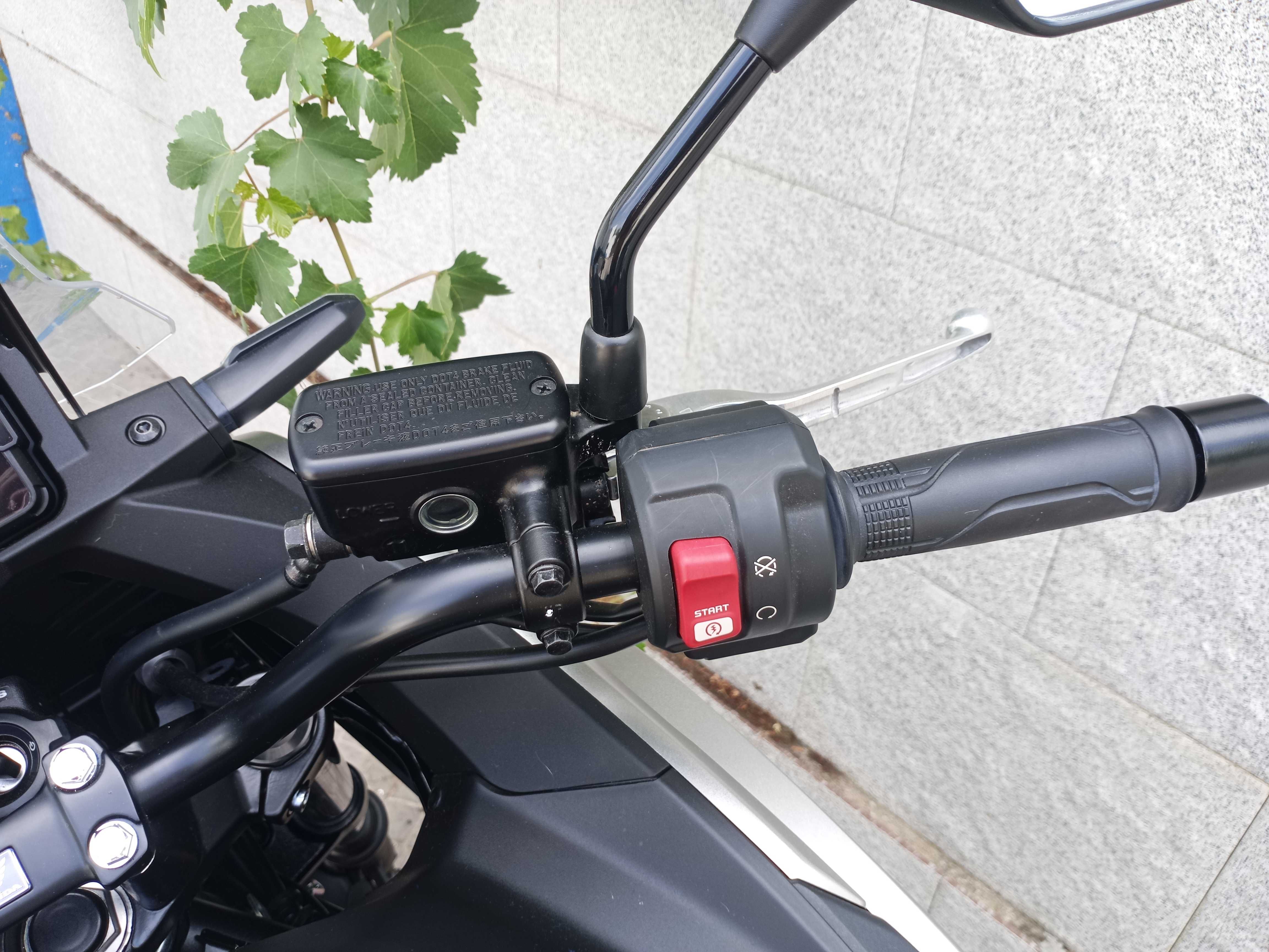 Honda NC750X rigorosamente nova