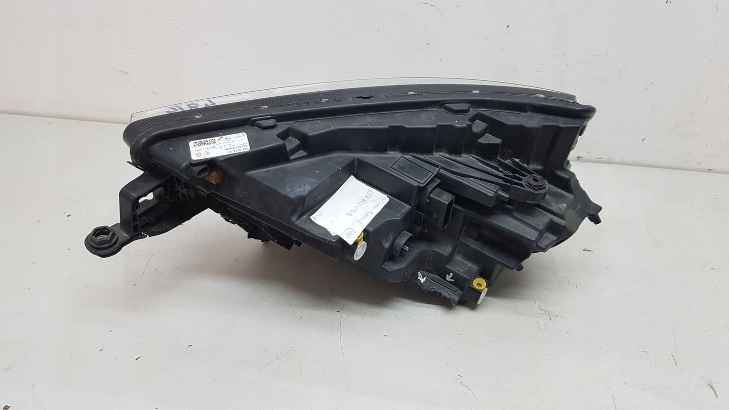 SKODA KAMIQ 18- LAMPA PRAWY PRZÓD EU