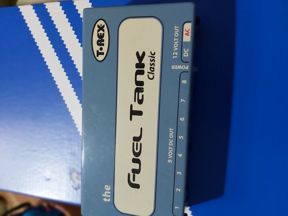 vendo fonte de alimentação de pedais de guitarra