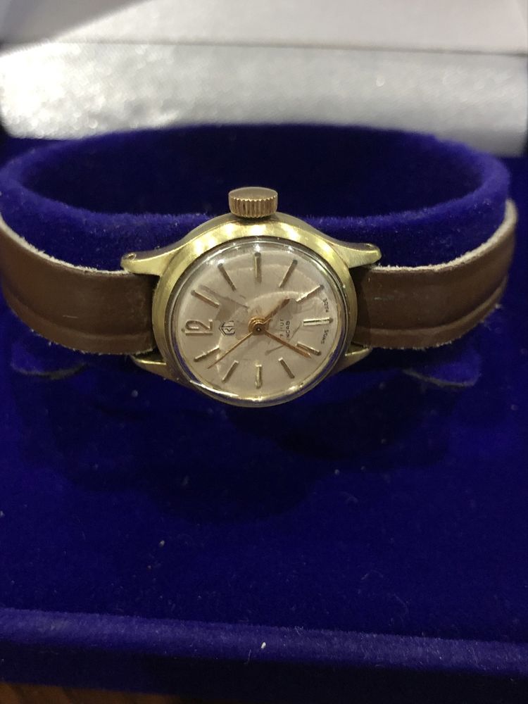 Zabytkowy szwajcarski zegarek damski Swiss Made Vintage