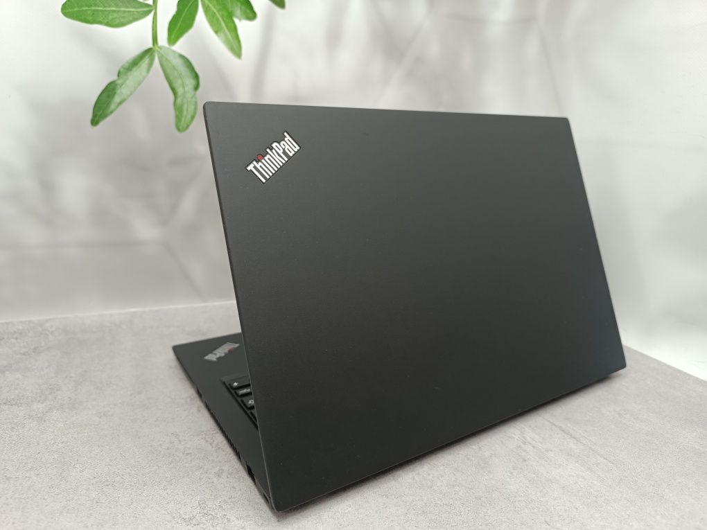 Ноутбук Lenovo ThinkPad T14 G2/i5-1135G7/8GB/256M2/14"/Full HD IPS