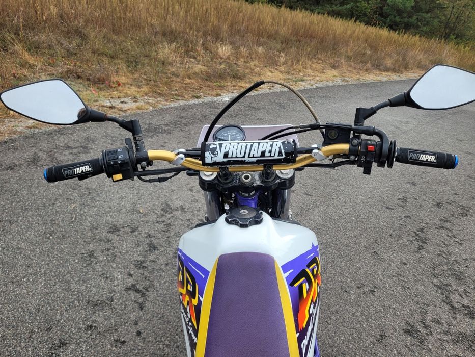 Suzuki dr 650 se supermoto sm A2