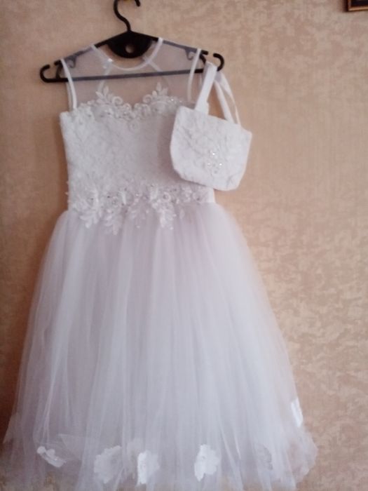 Сукня дитяча на свято