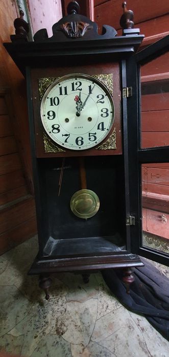 Zegar skrzynkowy, skrzyniowe nakręcany 555 Shanghai #vintage #retro