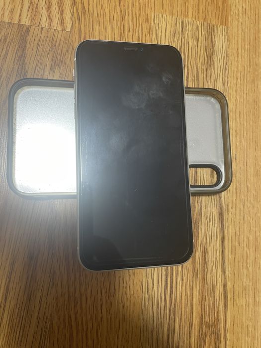 Iphone XR 128GB білий