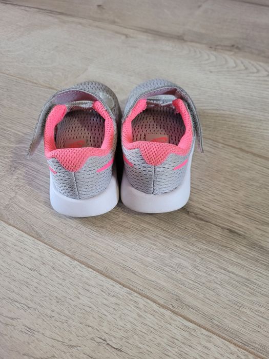 Nike tanjun buty dziewczęce