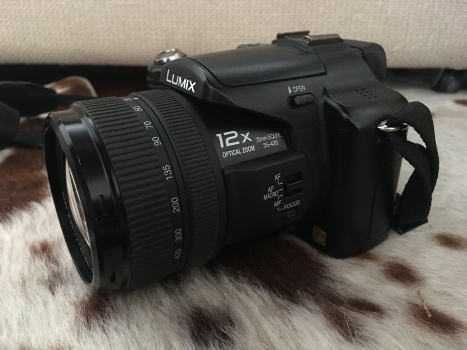 Продам фотоаппарат Panasonic DMC-FZ50