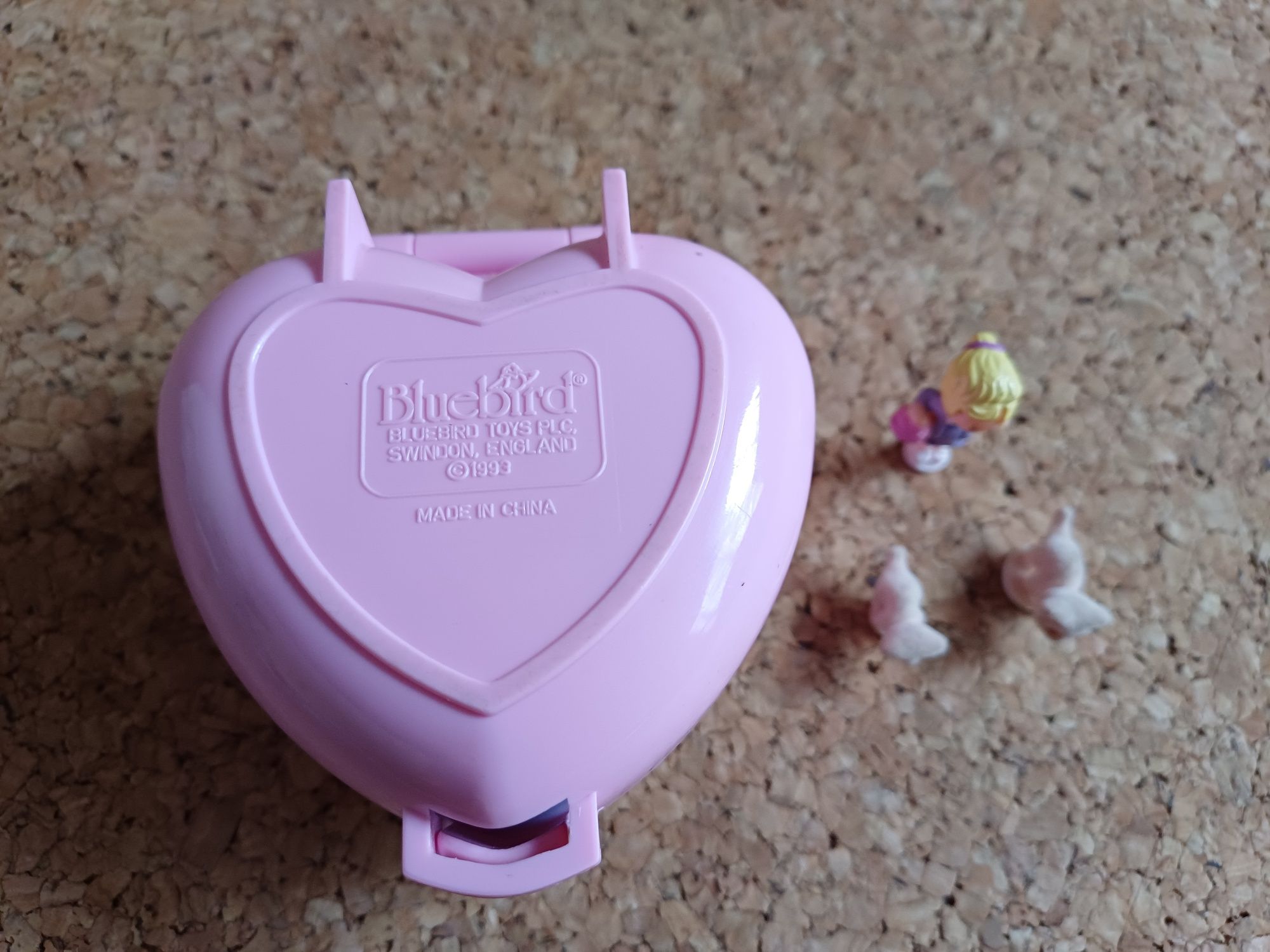 Polly pocket Vintage, coração rosa, anos 90.
Original e completo.