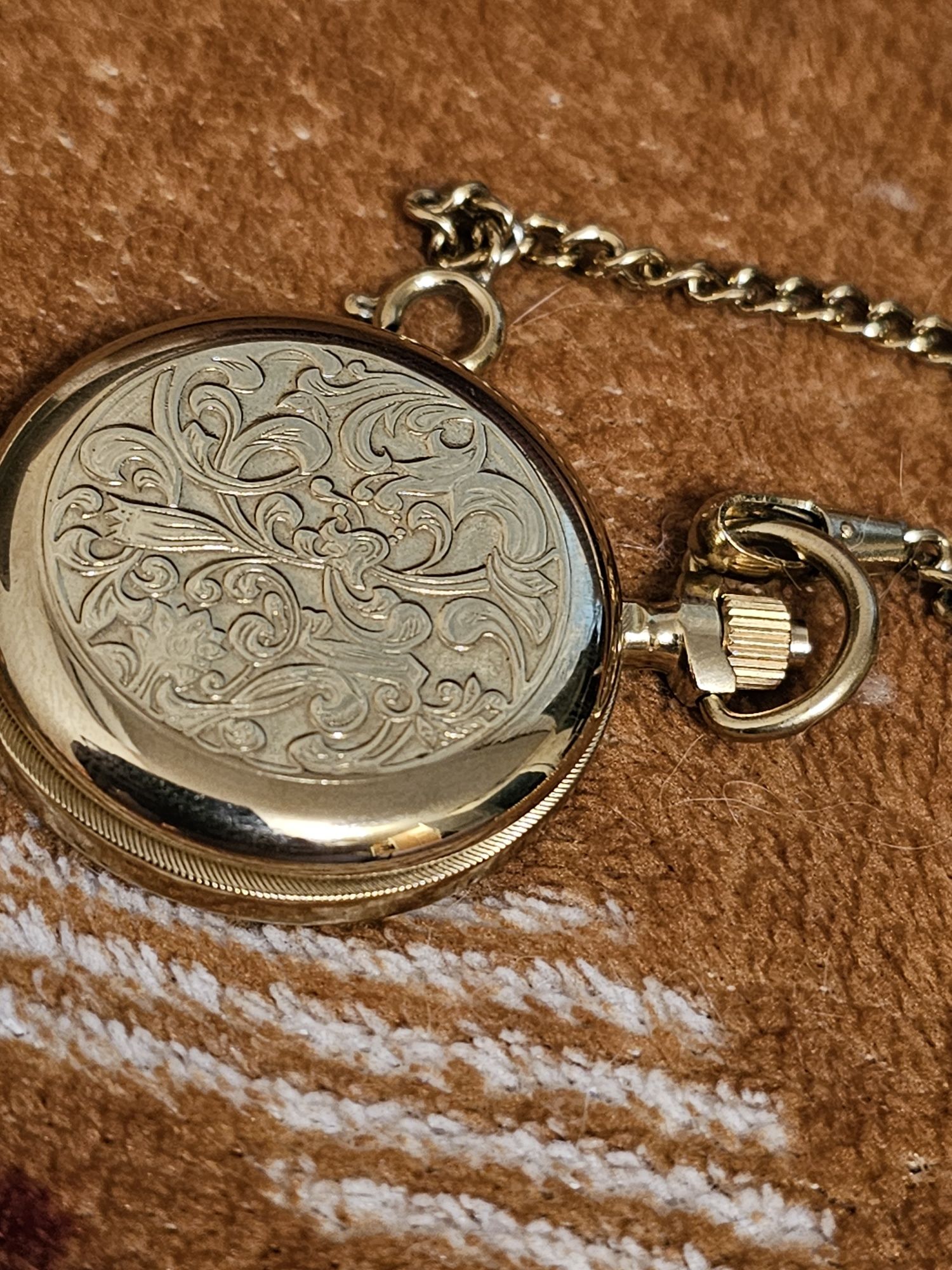 Продам часы sekonda