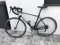 Rower szosowy GIANT Defy 5