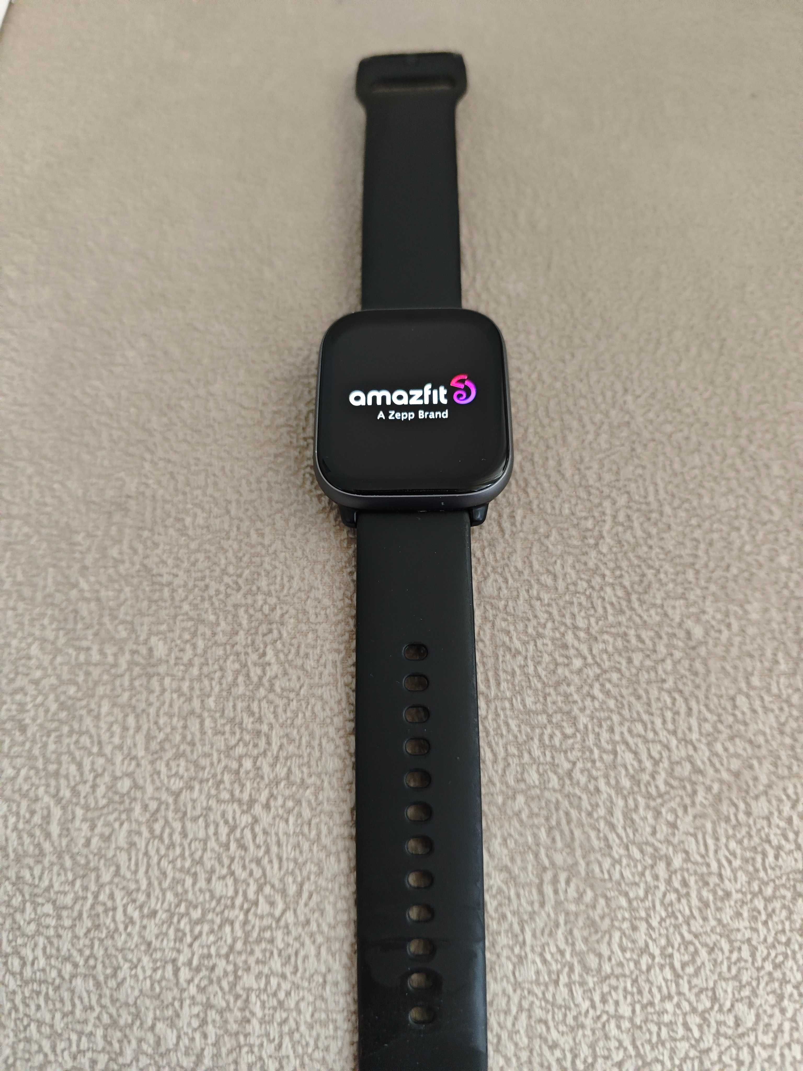 Amazfit Active (1) w doskonałym stanie, oryginalne pudełko i kabel!