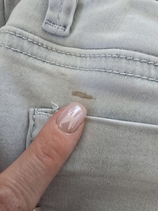 Jasne jeansy dziury przetarcia S