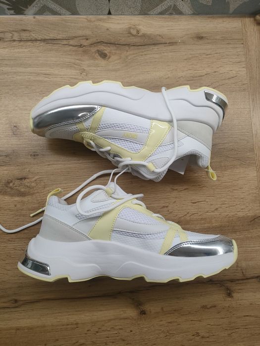 Buty sportowe Sneakersy DKNY 38 nowe!