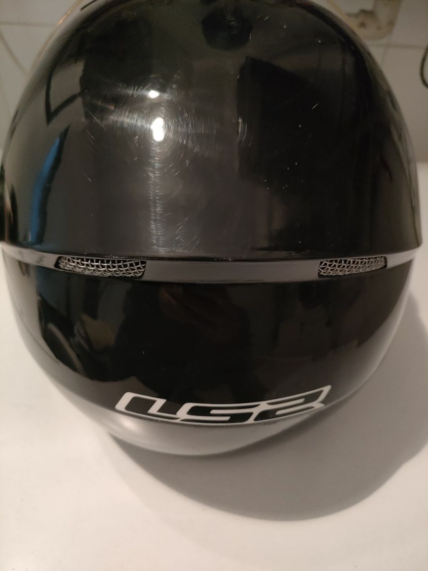Kask firmy LS2 czarny
