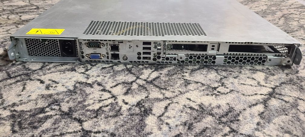 Сервер HP ProLiant DL120 G7 дохлый!
