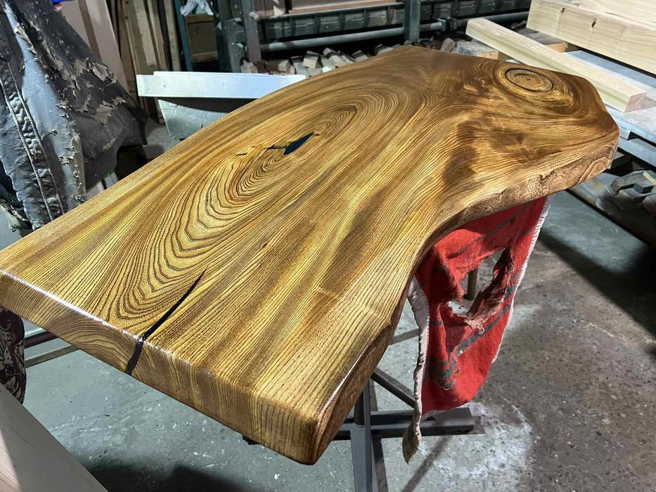 Слеби різні торцеві спили та дошки різних порід деревини