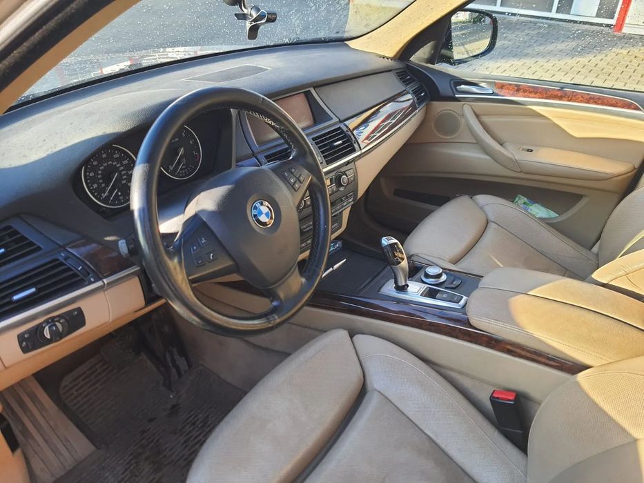 BMW X5 BMW X5 E70 3.0 benzyna, 4x4, 7 osób, dvd, hak, panorama, bogata wersja