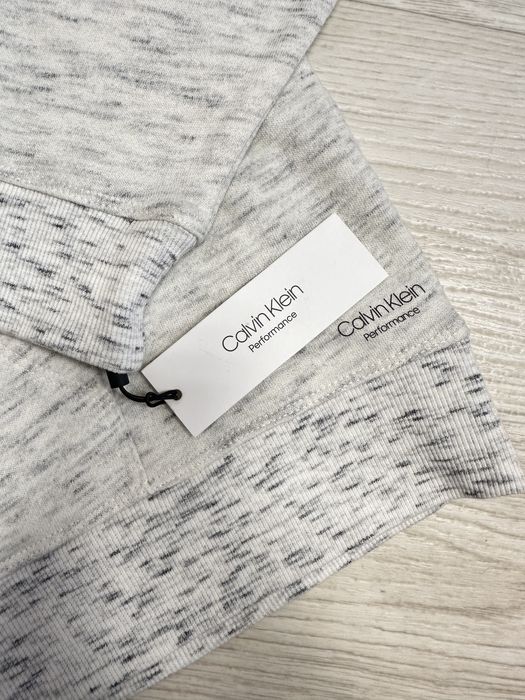 CALVIN KLEIN ОРИГІНАЛ. Світшот кофта худі сіра молочна бежева L XL