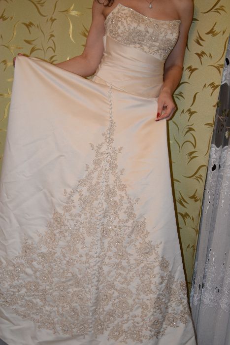 Шикарное брендовое свадебное платье