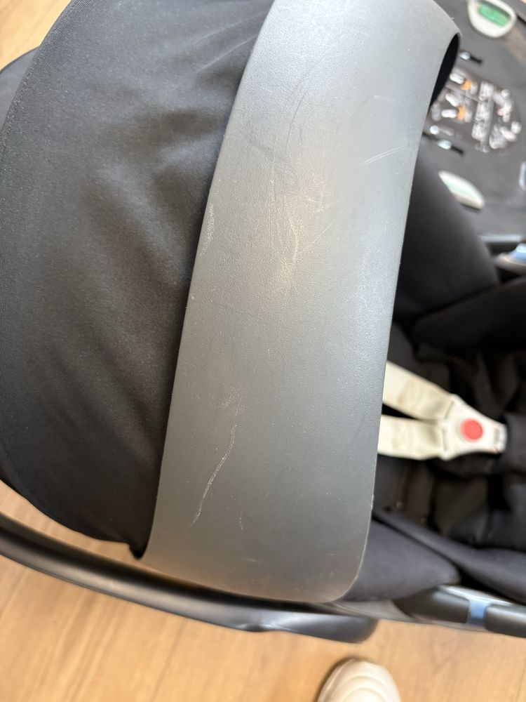 Fotelik nosidełko z bazą Cybex z i-size