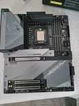 Płyta główna z790 aorus master ddr5 + ramka korygująca