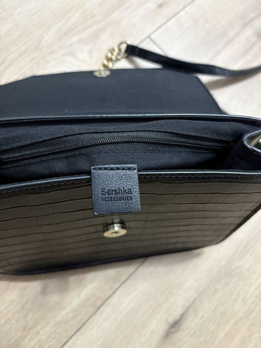 Torebka czarna Bershka