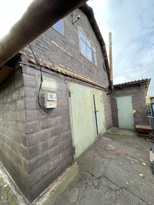 Дом,дача,гараж на Бажаново.